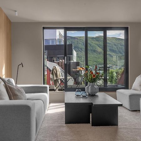 The Loft - Central Top Floor Apartment With 4 Bedrooms Tromsø Extérieur photo