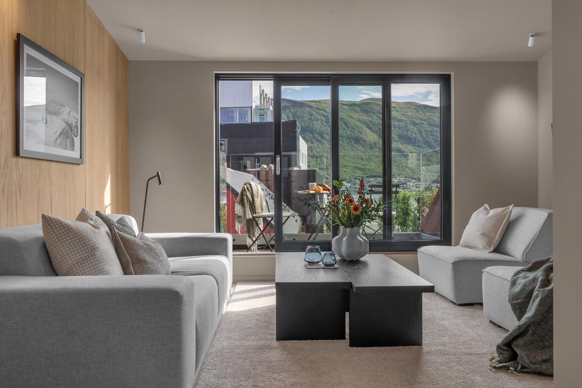 The Loft - Central Top Floor Apartment With 4 Bedrooms Tromsø Extérieur photo